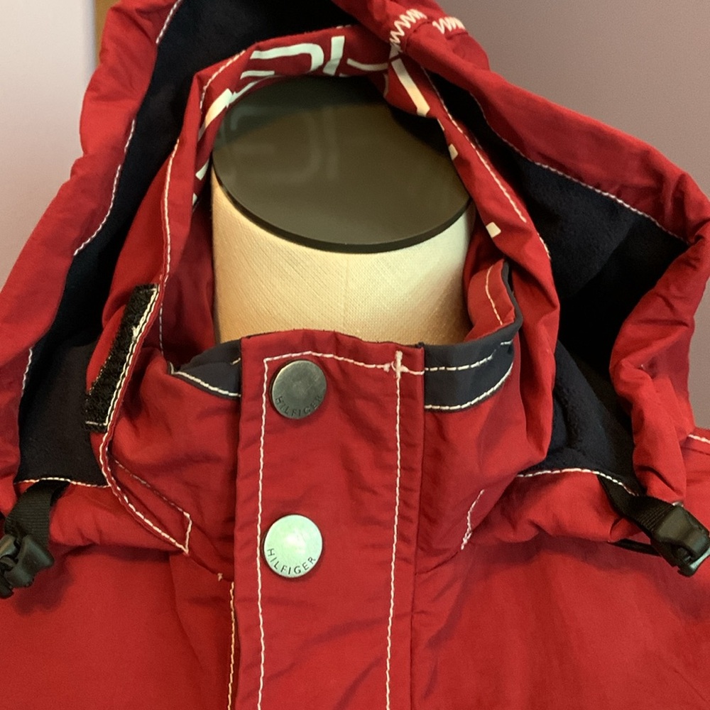 Tommy Hilfiger Jacket with Concealed Hood, size medium. Like Garnet in color - Picture 2 of 16